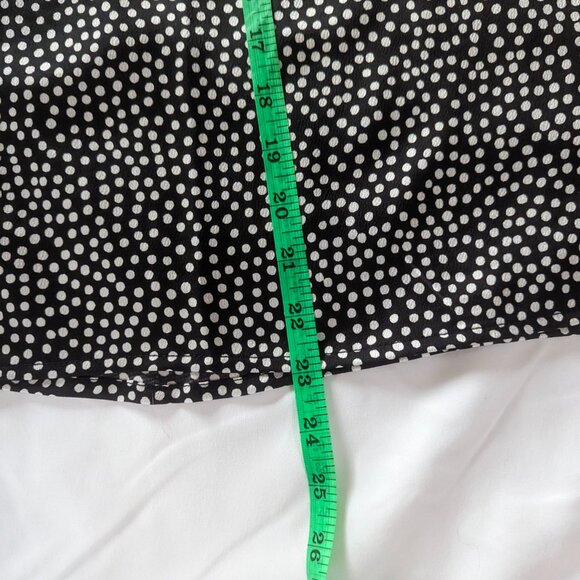 Gigio Size (Oversized) Medium Black and White Cami - Picture 5 of 13